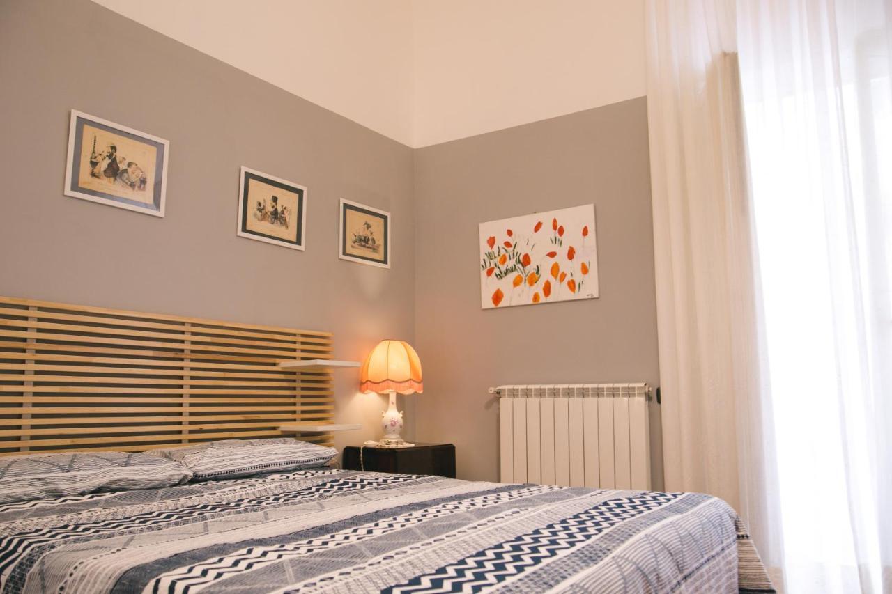 Apartament La Casa Del Nespolo, 2 Terrazzi E 2 Bagni In Centro Neapol Zewnętrze zdjęcie